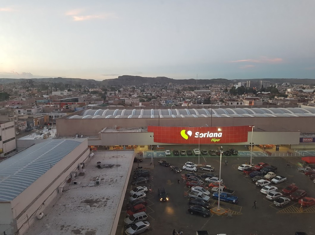 Obras de construcción de nave ampliación del proyecto de Plaza Sendero La Fe