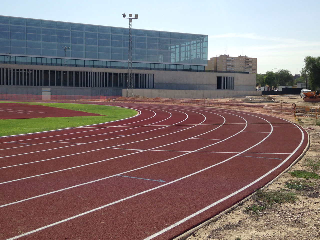 Obras de mejora y ampliación de las pistas deportivas al aire libre del complejo polideportivo “Andrés Coronado” en Tabasco